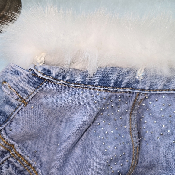Stylish Blue Denim Beaded Jacket with White Faux Fur Collar By Gerlz Furs Medium - Picture 8 of 11
